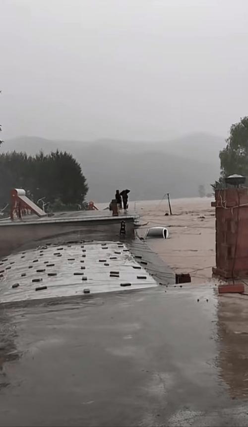 辽宁建昌遭遇强降雨 8月20日全县停工停产