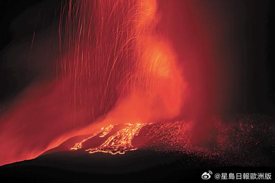 意大利埃特纳火山近期频繁喷发 西西里岛航班一度受阻