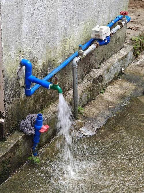 贵州新光村饮水工程成摆设：村民饮用雨水，领导来了水才来