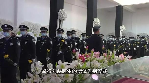 武汉中心医院医生悼念医院小卖部老板：兄弟，一路走好！