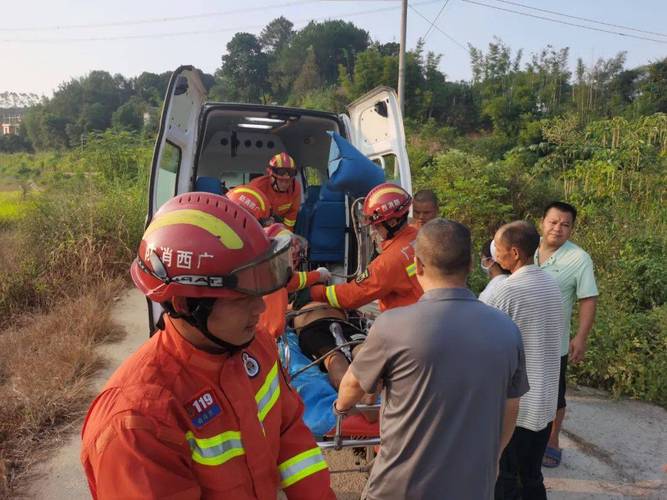 成功营救！醉酒男子被困孤岛拒绝救援：“你们走，不然我还要救你们”